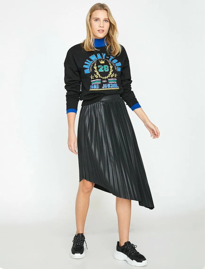 11974 Black Pleated Midi Skirt