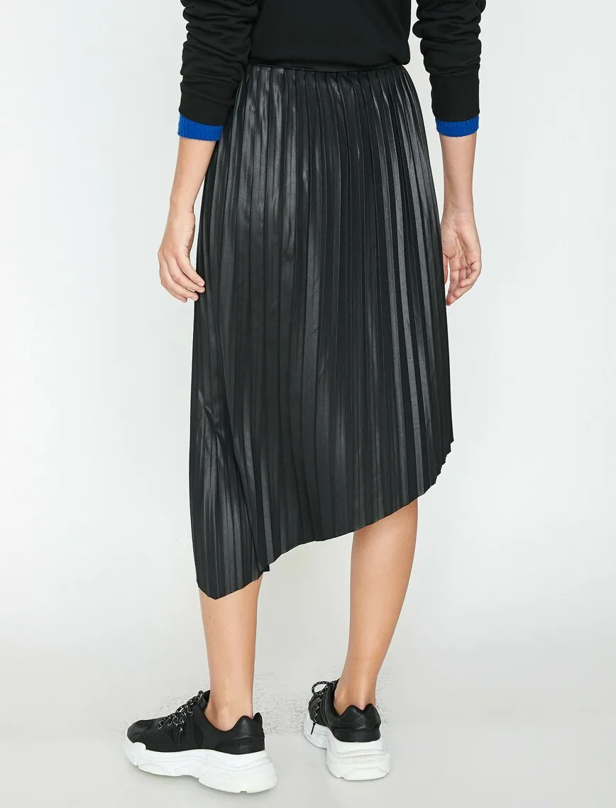 11974 Black Pleated Midi Skirt