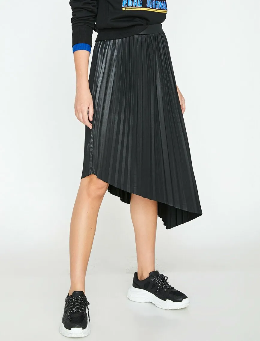 11974 Black Pleated Midi Skirt