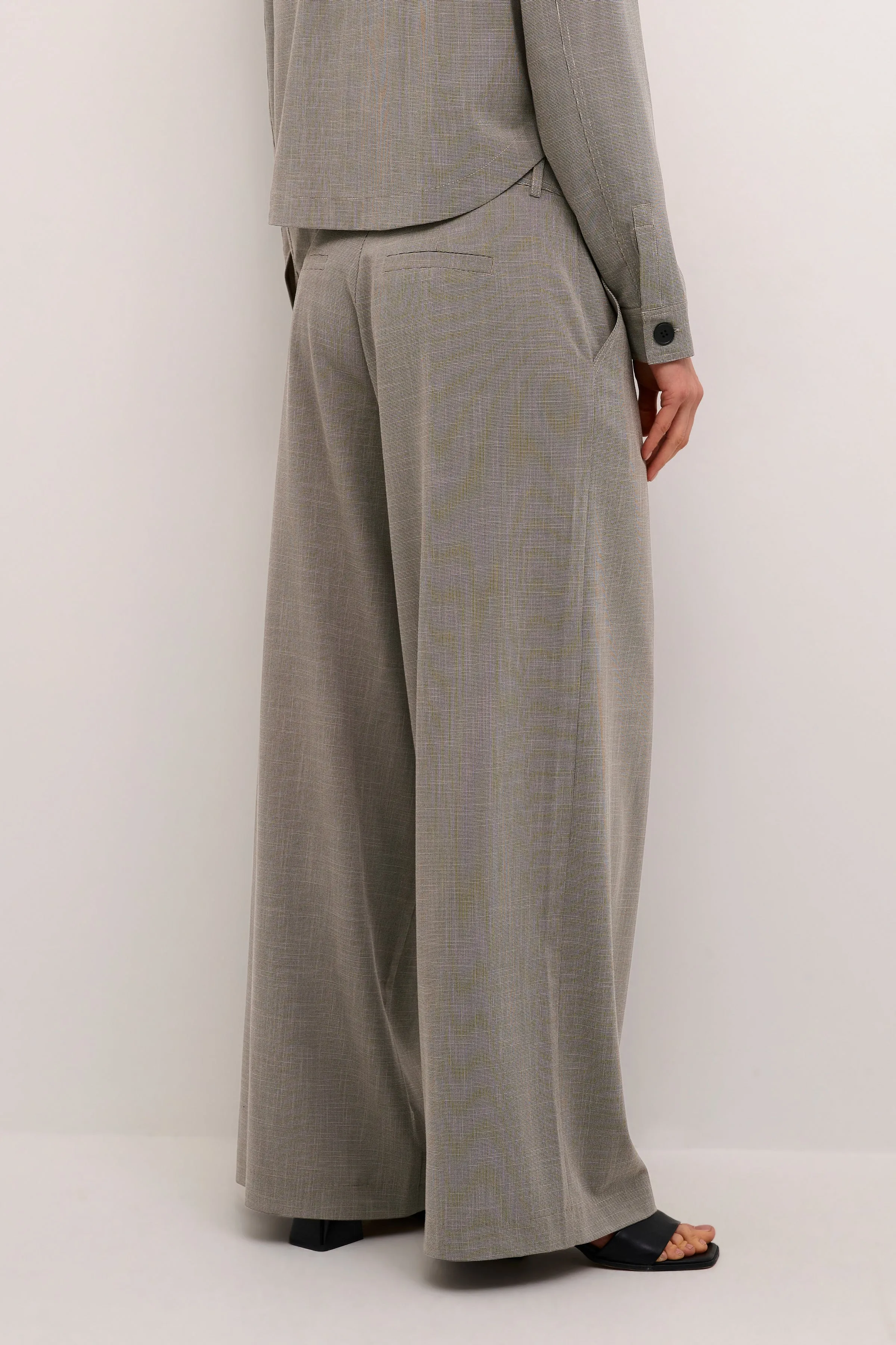 Bartholine Wide Trouser in Dune Check