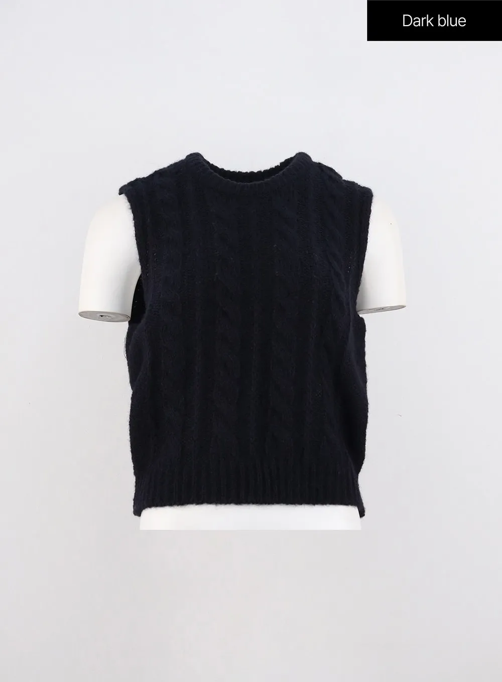 Cable Knit Vest OO312