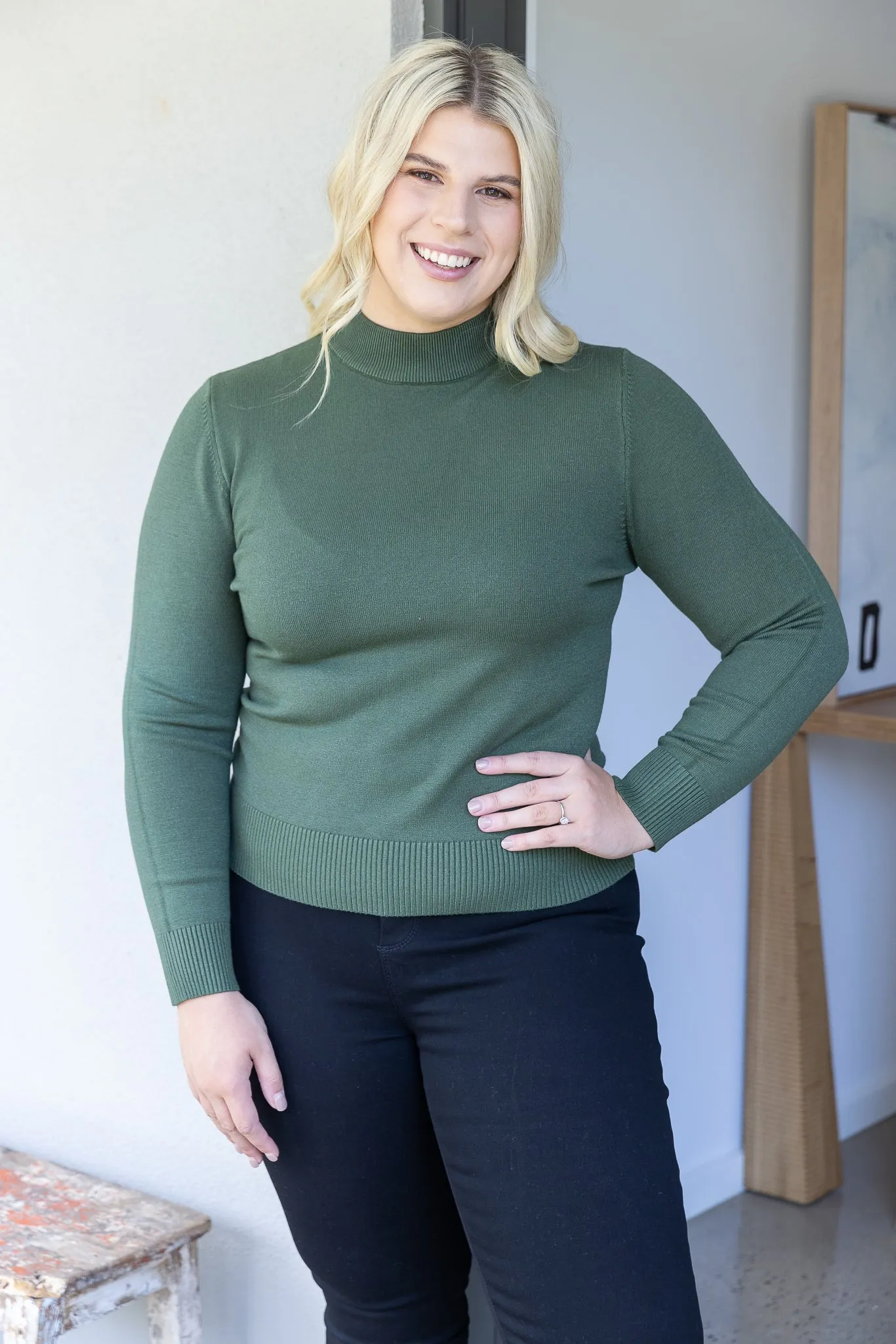 ELAINA KNIT TOP - Olive