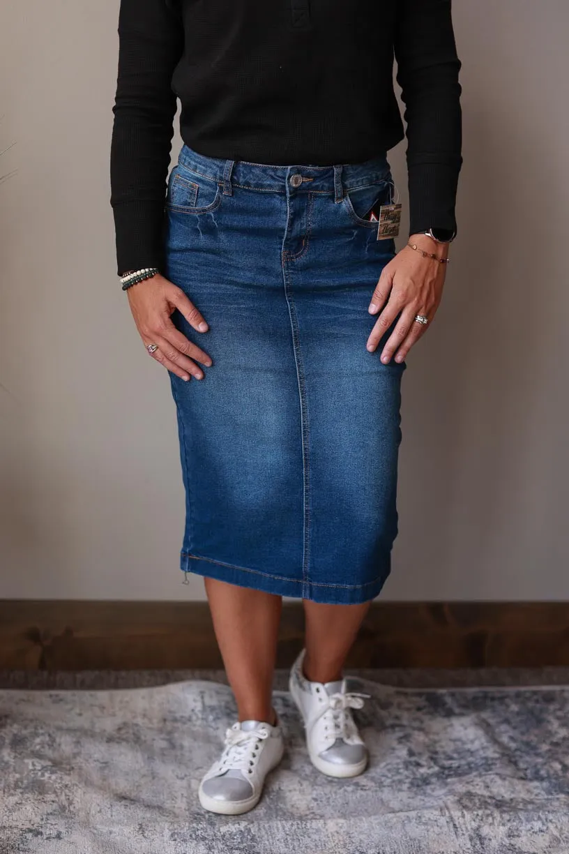 Medium Wash Solid Stretch Midi Denim Skirt