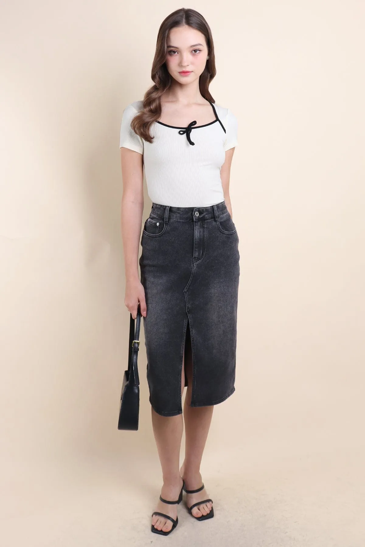 MERALD FRONT SLIT DENIM SKIRT IN GUN