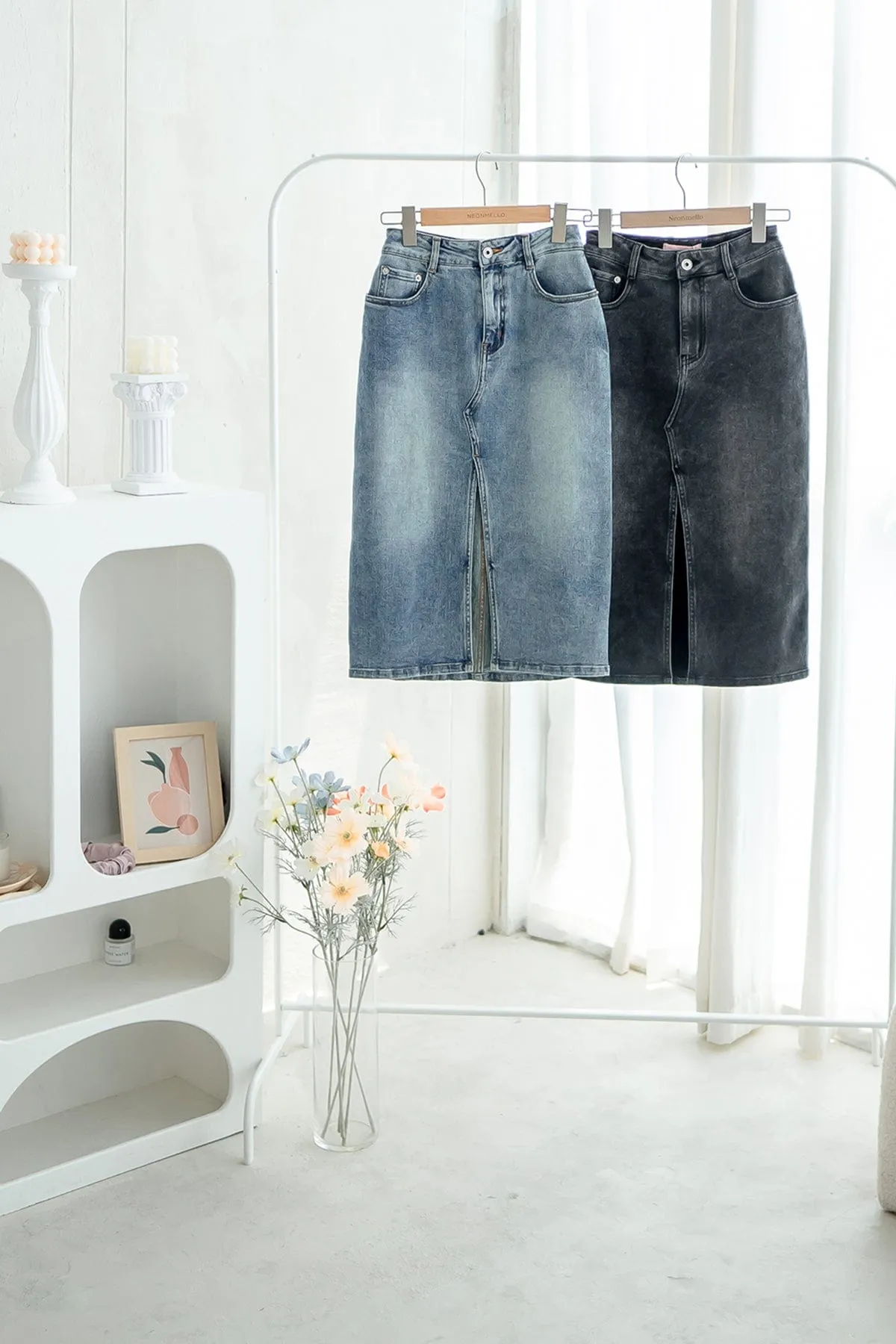 MERALD FRONT SLIT DENIM SKIRT IN GUN