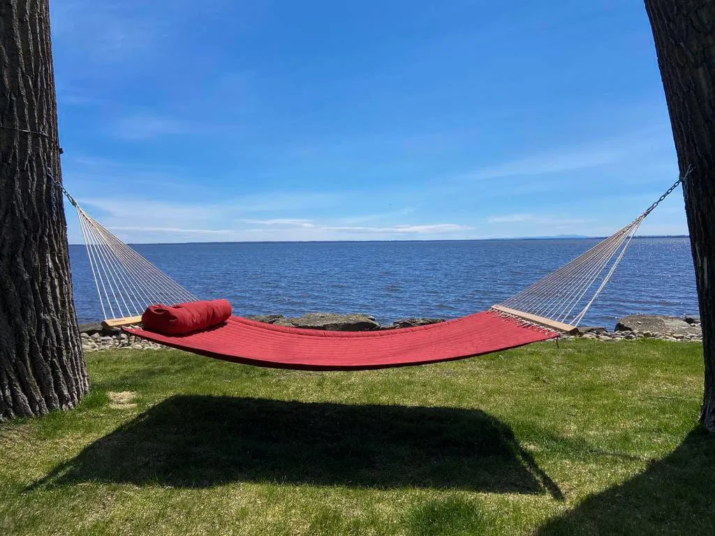 Olefin Double Quilted Hammock with Matching Pillow and Eco-Friendly Bamboo Stand