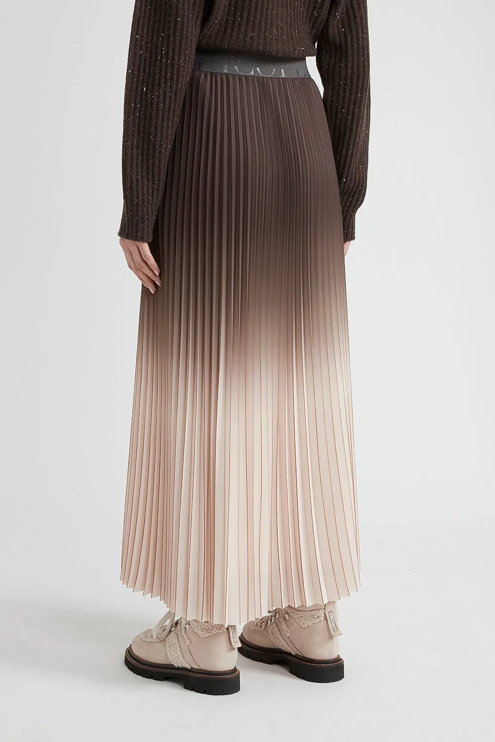 Pleated skirt with elasticated waist