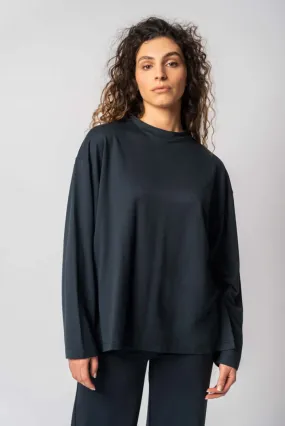 Round-Neck Long-Sleeve Shirt