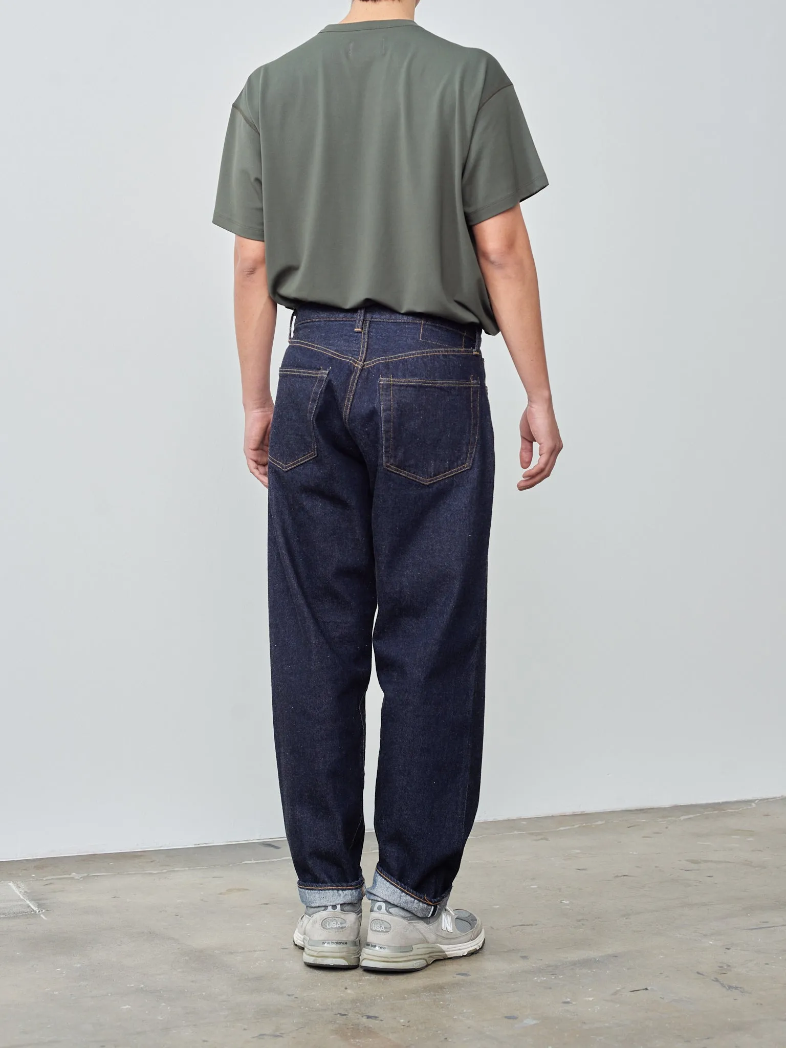 Standard T-Shirt - Olive