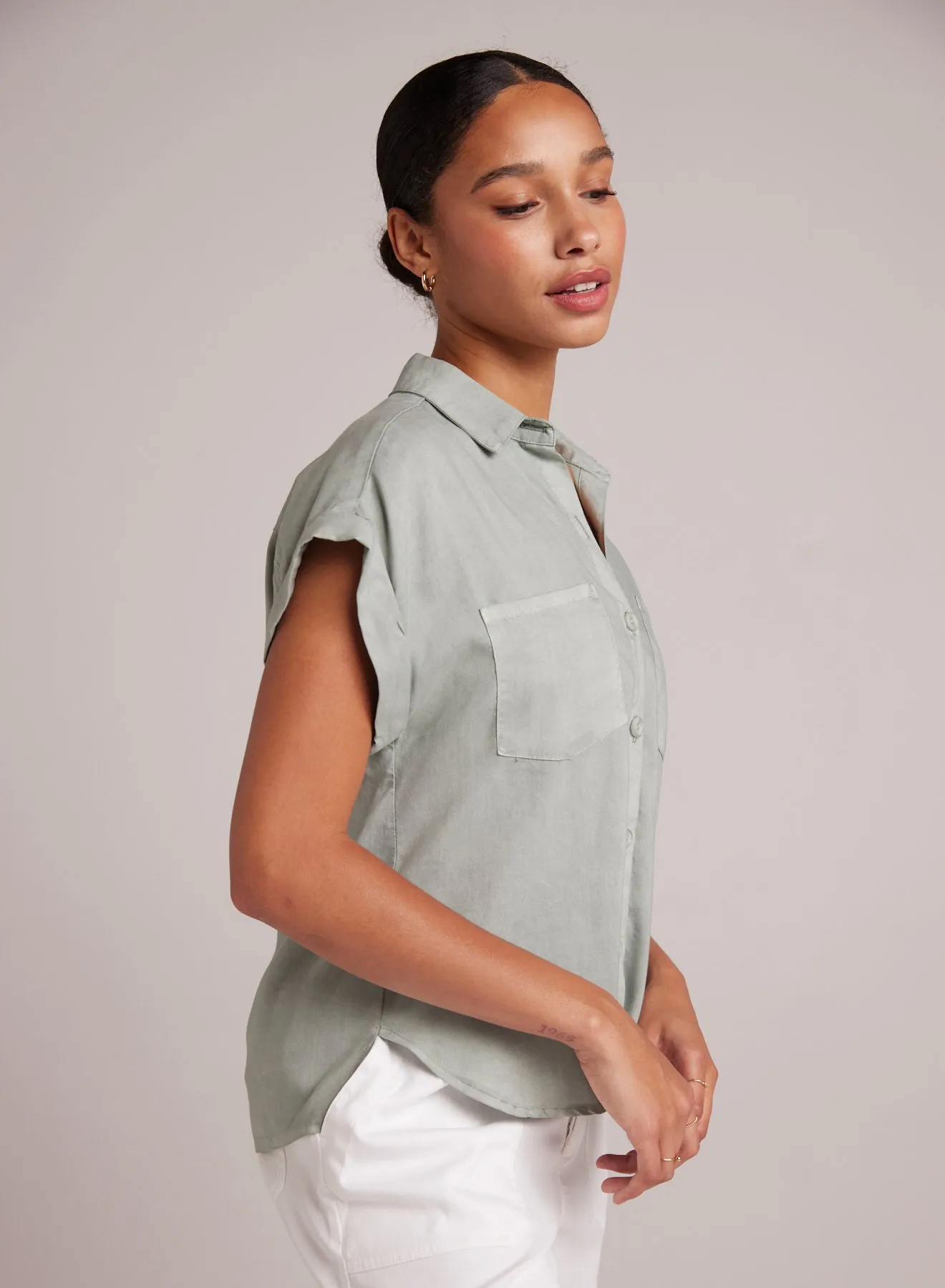 Two Pocket Short Sleeve Shirt - Oasis Green