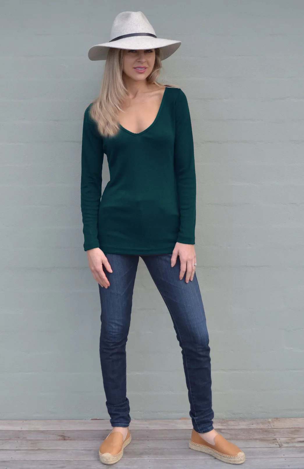 V-Neck Top - Rib (discontinued colours)